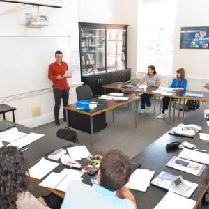 Cursos para adultos en Alpha College
